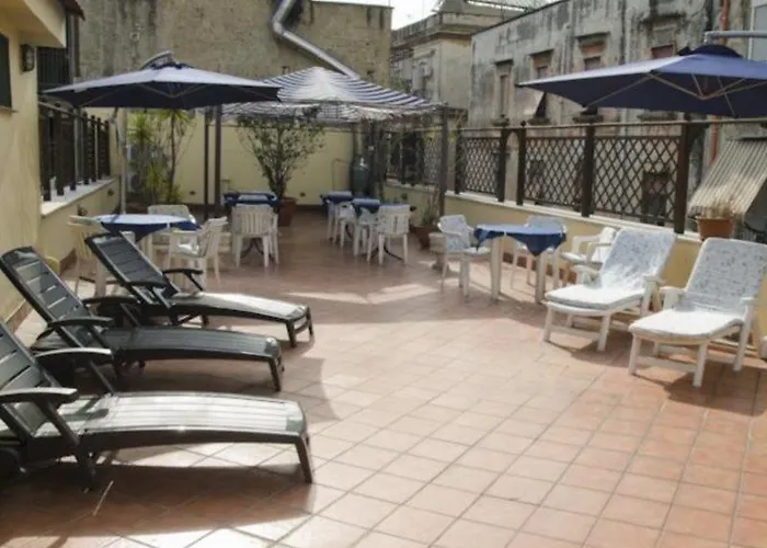 אכסניה Backpacker