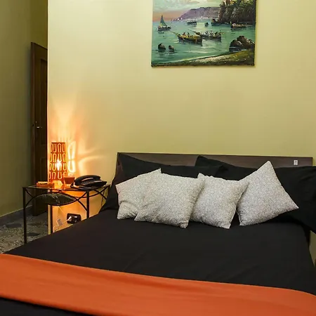 Backpacker * 那不勒斯